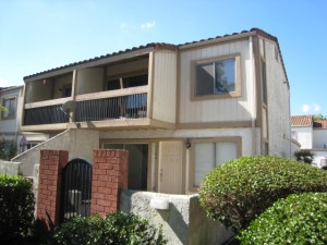 IMG 36382 300x225 Condo For Sale